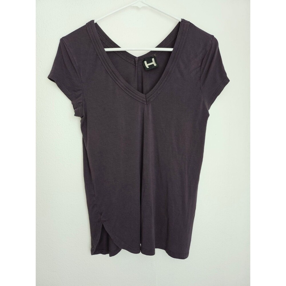 H by Halston Women's V-Neck Short Sleeve Top Sz M. Quiet Lux Deep Purple